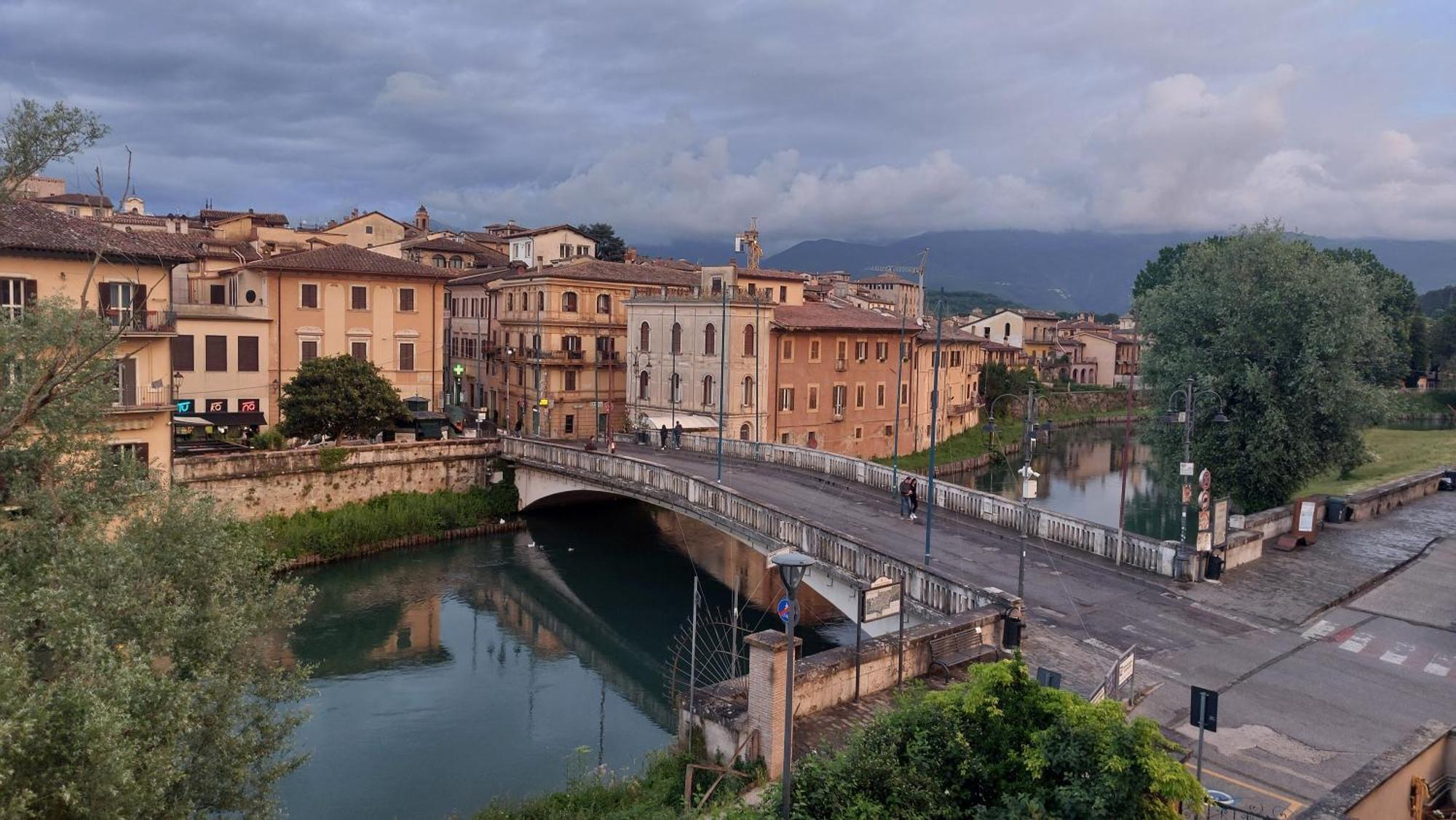 La Finestra Sul Velino, Uno Splendore Da Vivere Риети Экстерьер фото